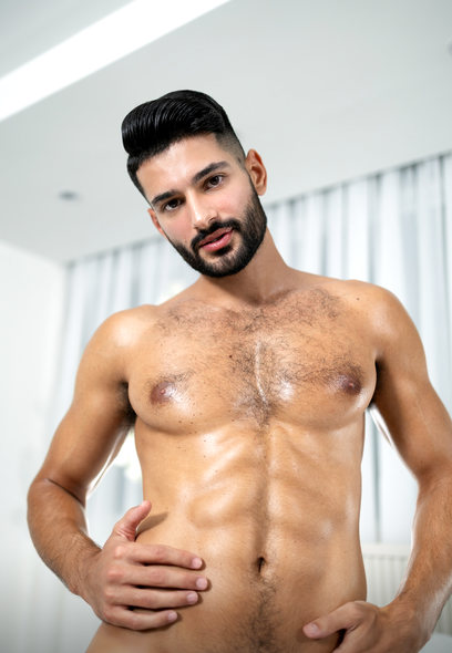 Theo Colucci, Sandrias, and Sam